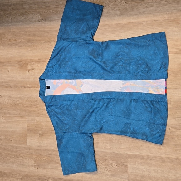 Kimono - Picture 2 of 6